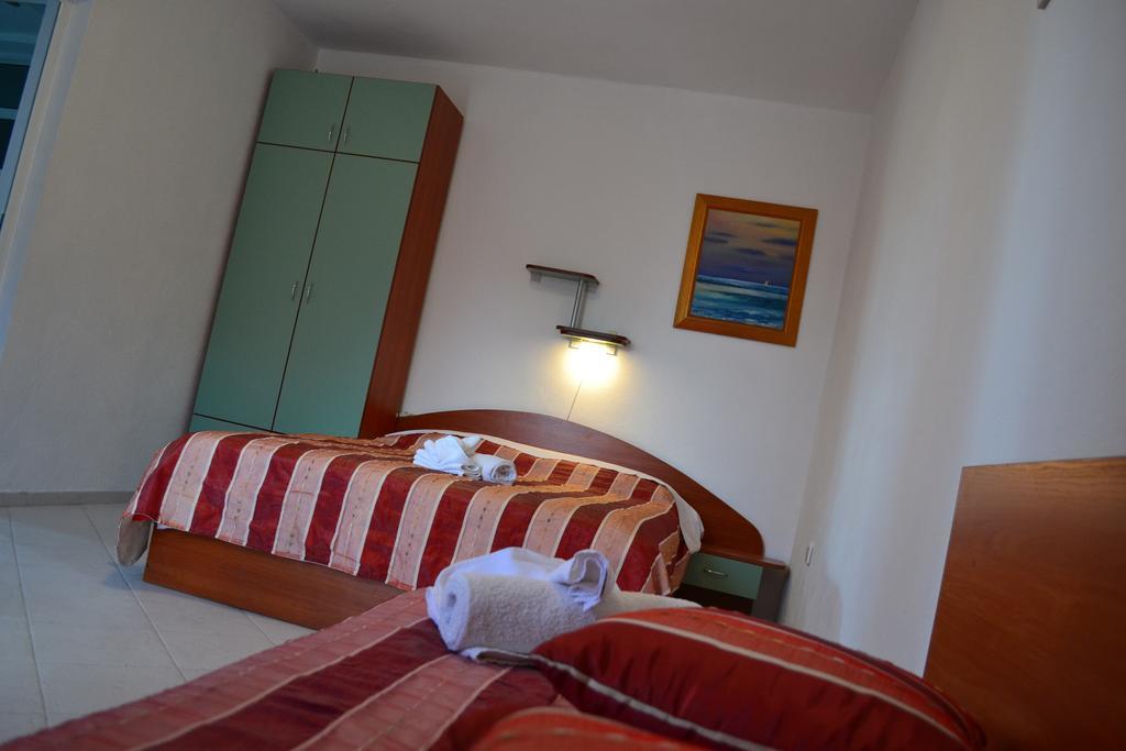 Family Hotel Magnolia Balchik Habitación foto
