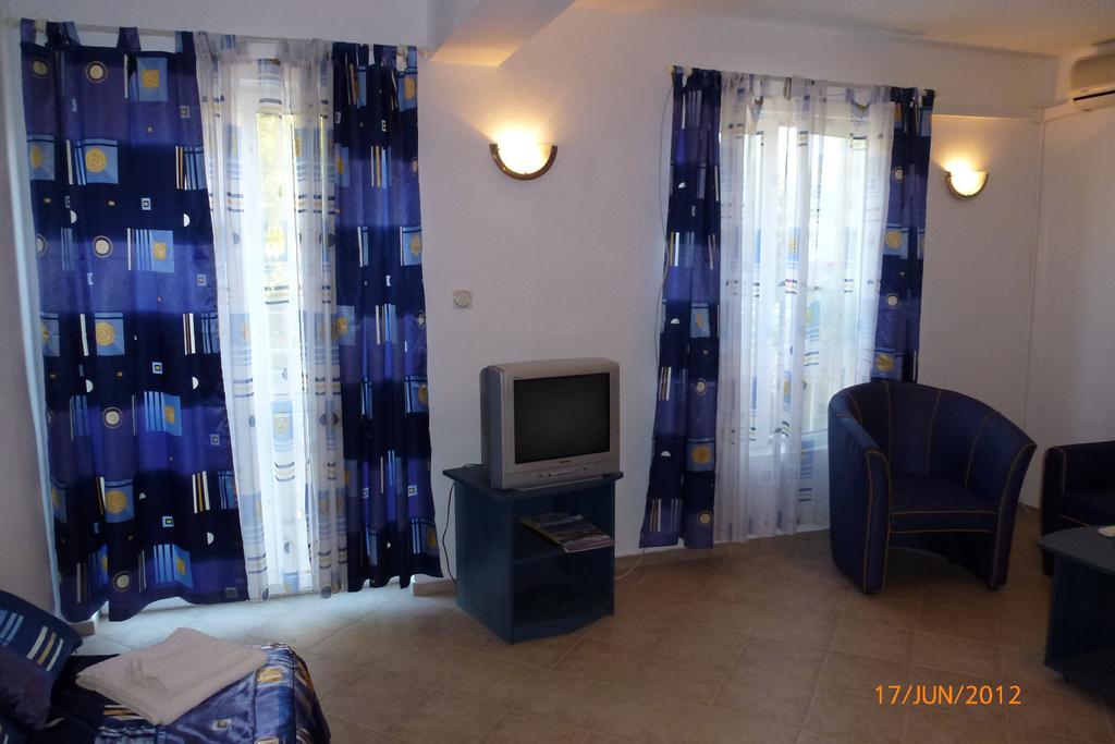 Family Hotel Magnolia Balchik Habitación foto