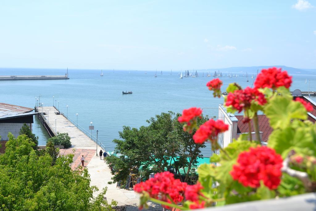 Family Hotel Magnolia Balchik Exterior foto