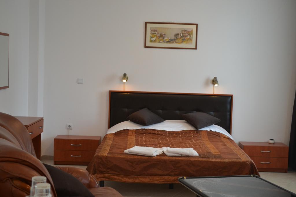 Family Hotel Magnolia Balchik Habitación foto