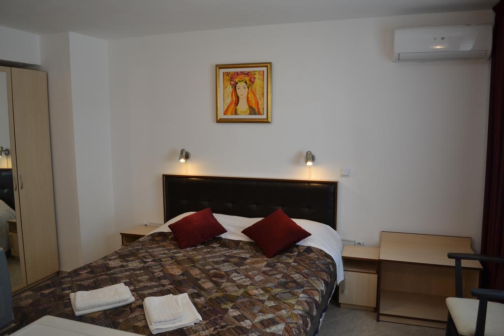 Family Hotel Magnolia Balchik Exterior foto