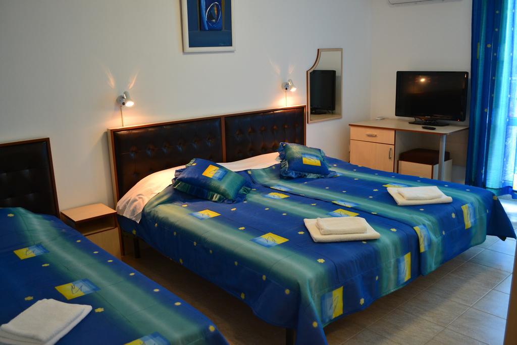 Family Hotel Magnolia Balchik Exterior foto